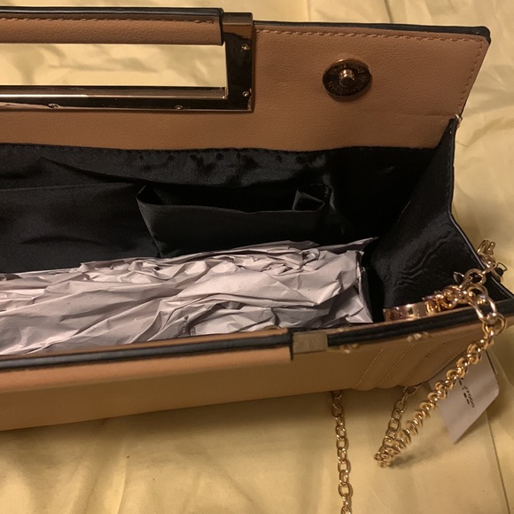 Ladies handbag tan in colour made by melie bianco - Picture 5 of 6